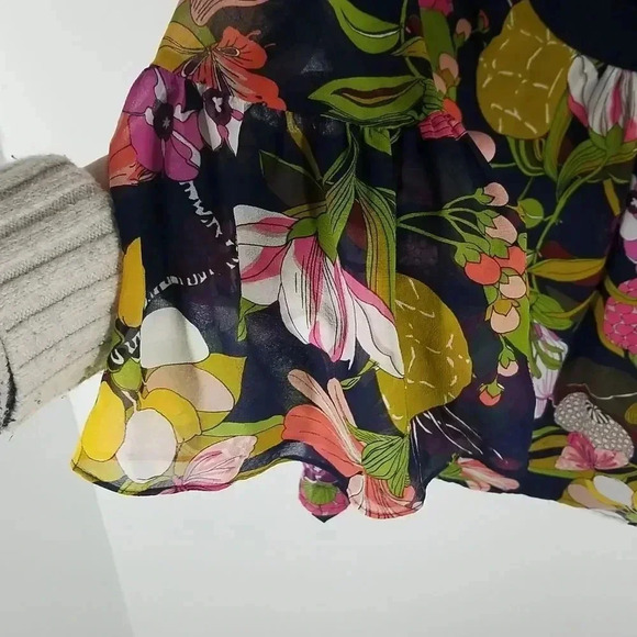 {Trina Turk} Retro Floral Print Blouse - Picture 7 of 13